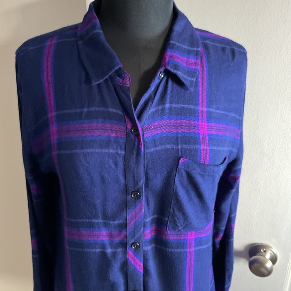 30. Rails Hunter Plaid Ultraviolet Button-Down Longsleeve Top Size Medium - Picture 3 of 7